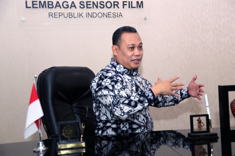 Ketua Lembaga Sensor Film (LSF) Rommy Fibri Hardiyanto di Kantor LSF Jakarta, Rabu (31/1/2024). IVOOX/Budi Yanto