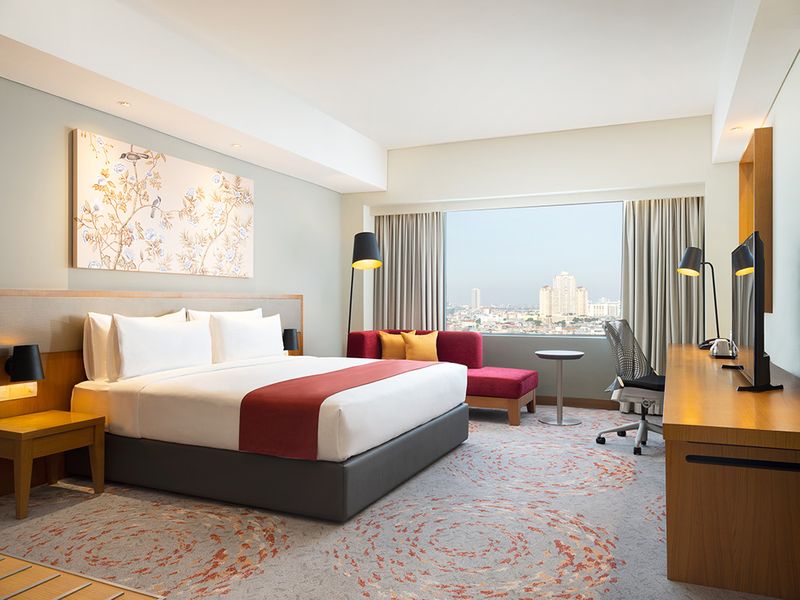 Standard Room Standard Room di Holiday Inn & Suites Jakarta Gajah Mada Jakarta