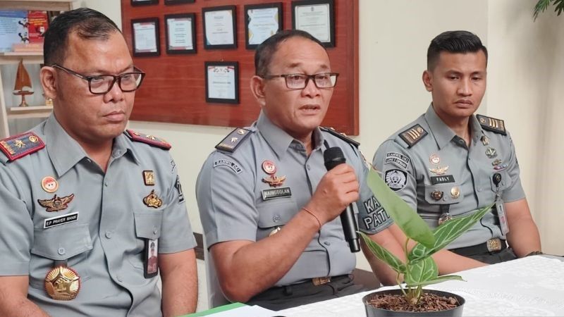 Kepala Divisi Pemasyarakatan Kanwil Kemenkumham DKI Jakarta Tonny Nainggolan Kepala Divisi Pemasyarakatan Kanwil Kemenkumham DKI Jakarta Tonny Nainggolan saat jumpa pers di Lapas Kelas I Cipinang, Jakarta Timur, Senin (1/7/2024). ANTARA/Syaiful Hakim