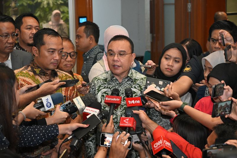 Wakil Ketua DPR RI Bidang Koordinator Politik, Hukum, dan Keamanan (Korpolkam) Sufmi Dasco Ahmad Wakil Ketua DPR RI Bidang Koordinator Politik, Hukum, dan Keamanan (Korpolkam) Sufmi Dasco Ahmad usai mengikuti agenda Pengambilan Keputusan RUU BUMN pada Rapat Kerja Tingkat I Komisi VI DPR RI bersama pemerintah di Gedung Nusantara I, DPR RI, Senayan, Jakarta, Sabtu (1/2/2025). IVOOX.ID/doc DPR RI